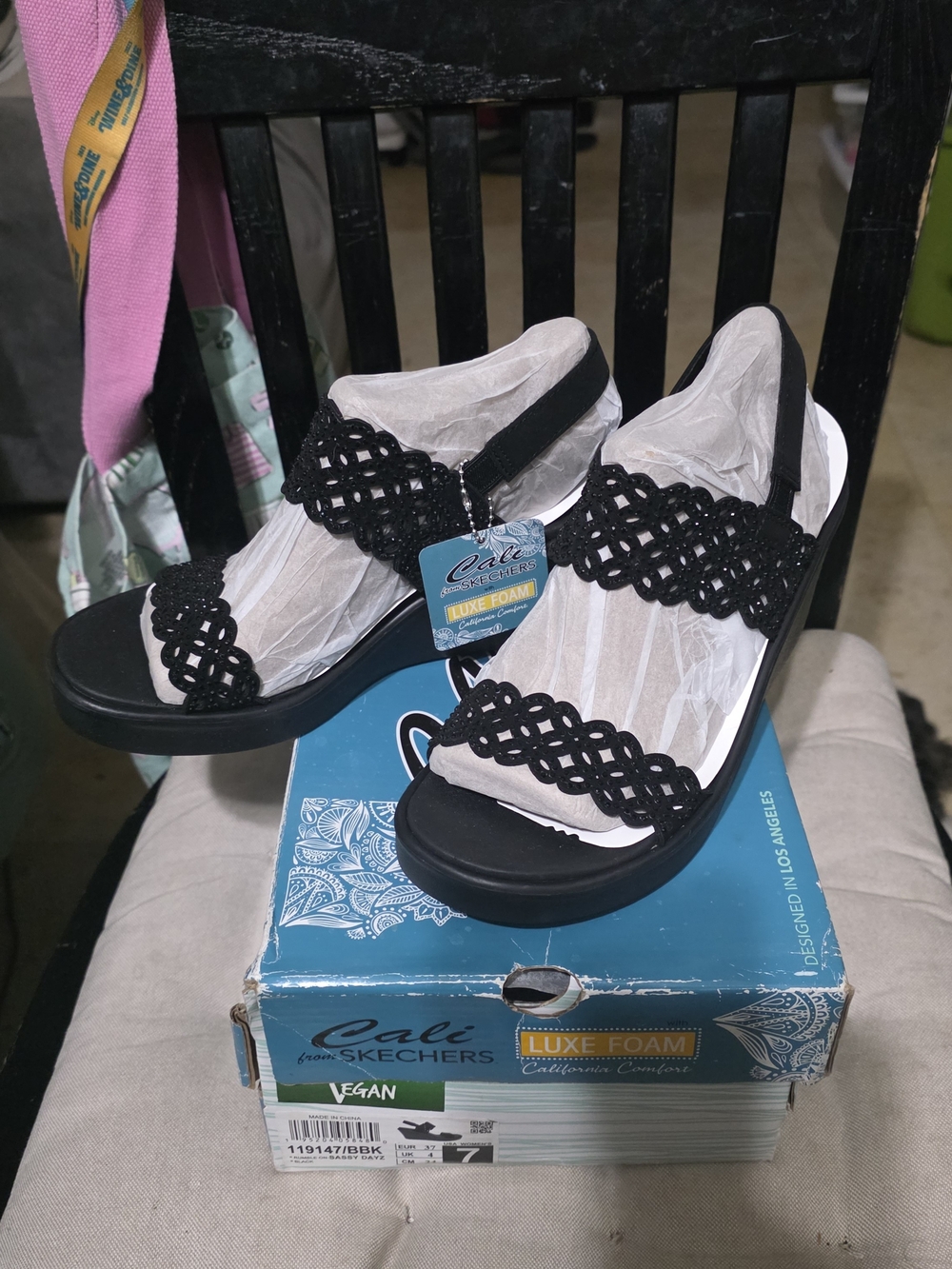 NWB Skechers Cali Black Sassy Dayz Comfort Wedges Size 7 - Picture 2 of 4